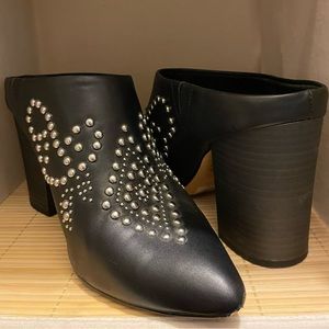 Studded mule
